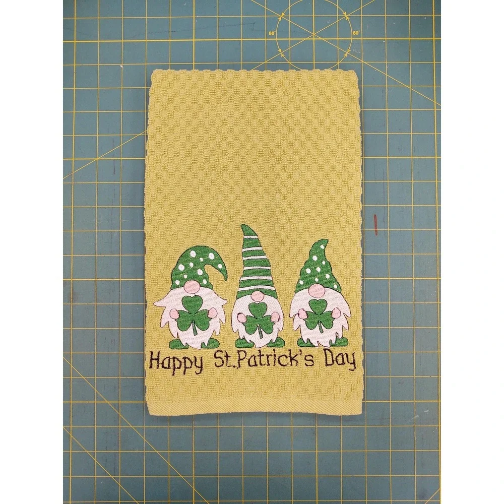 GNOMES Happy St. Patrick's Day Kitchen Hand Tea Bar Towel Great Gift Idea!